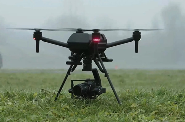 drone equipped with sora-camr4