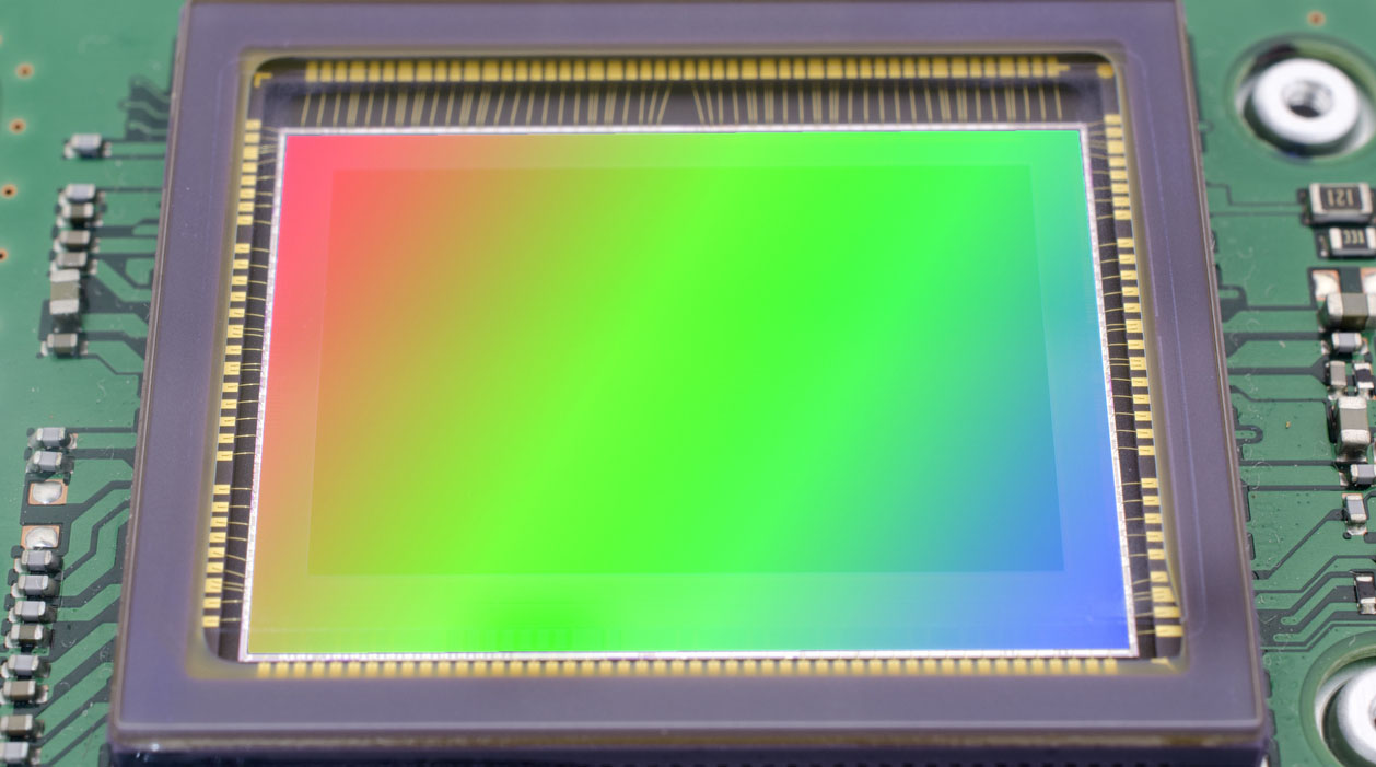 High-Performance CMOS Sensors Enhance Frame Grabbers for Machine Vision Applications